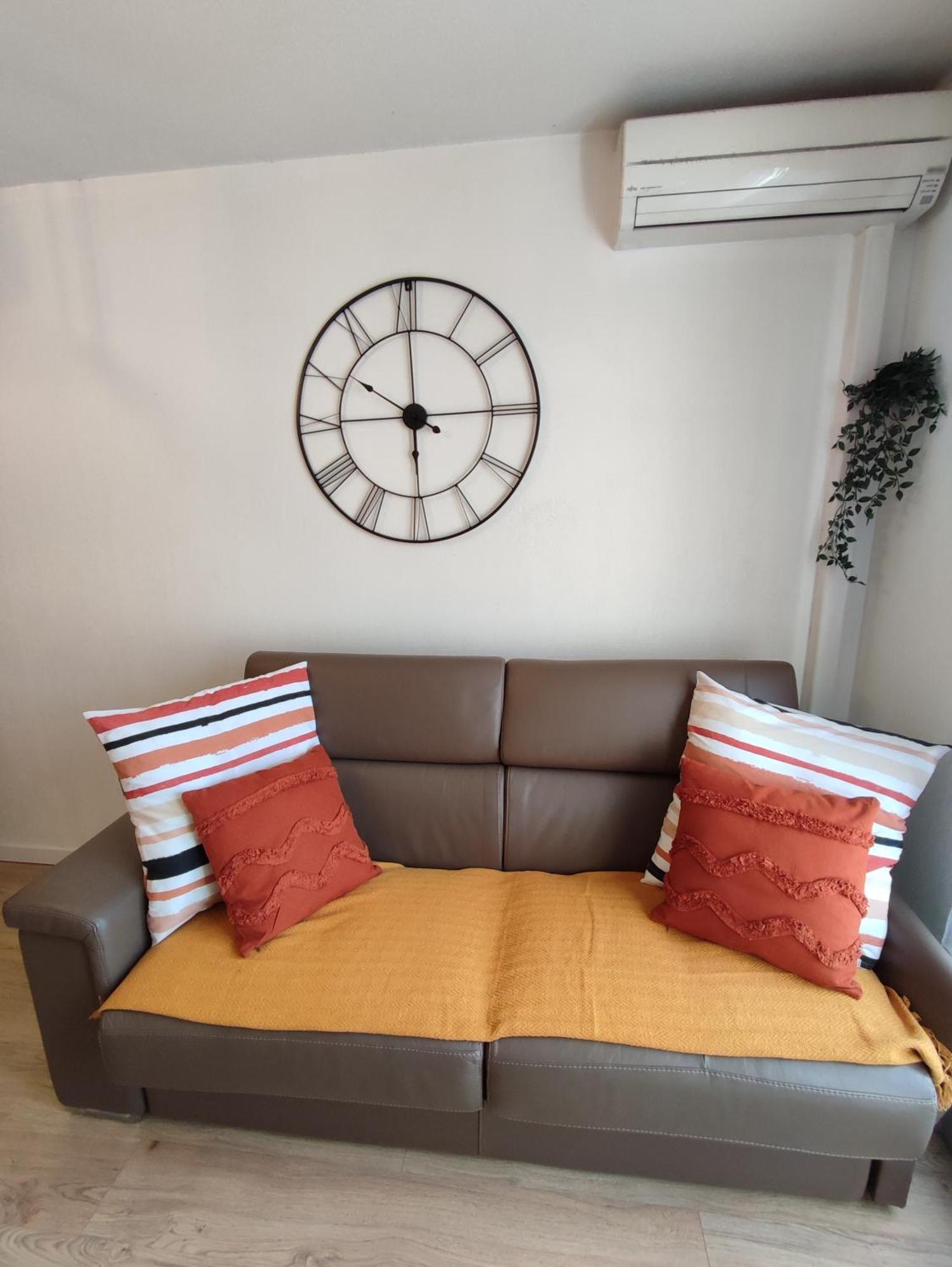 Climatise Avec Parking A 6min A Pied De La Gare St Charles Apartment *